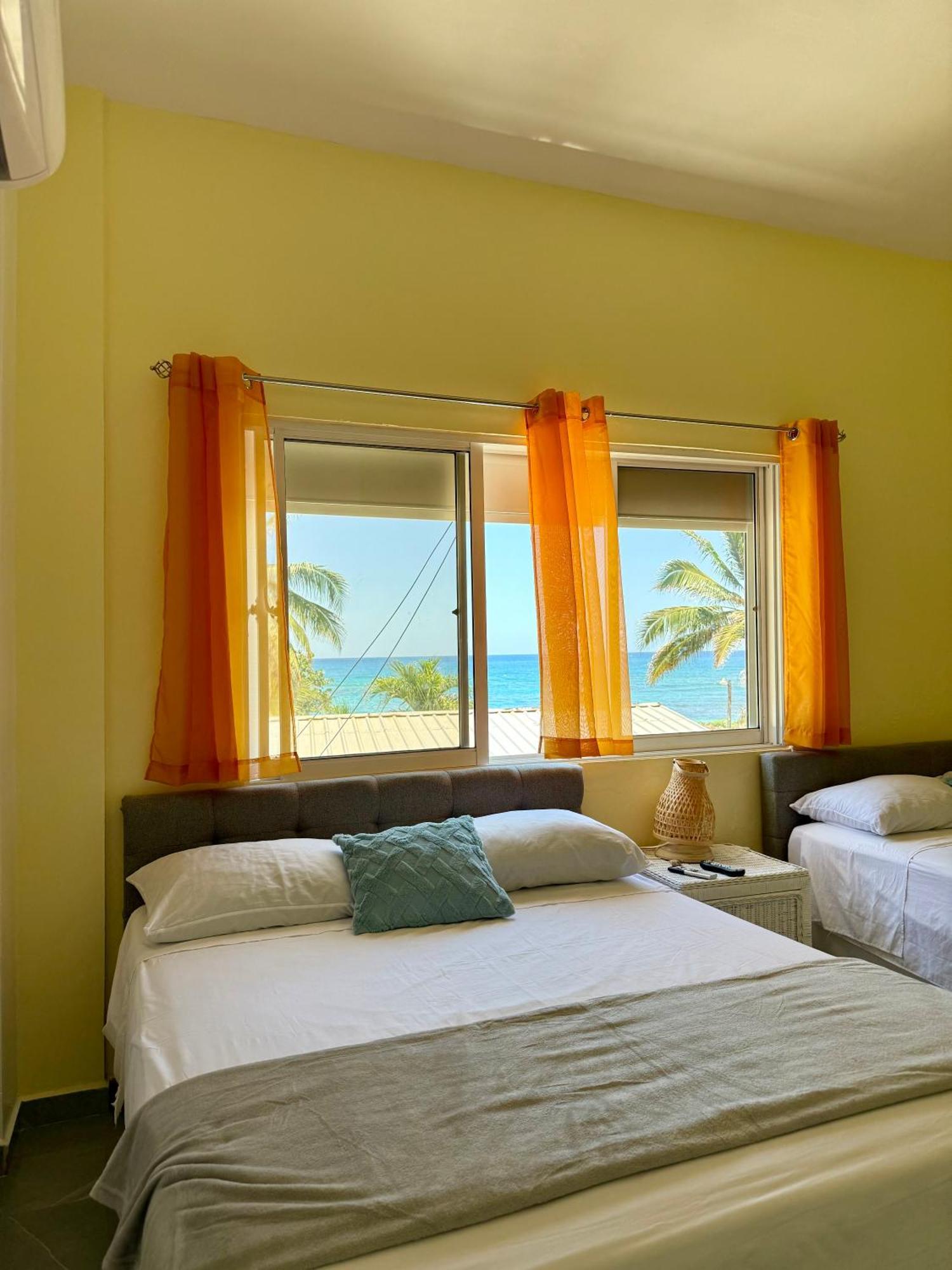 Hotel Al Mare Barahona Екстер'єр фото