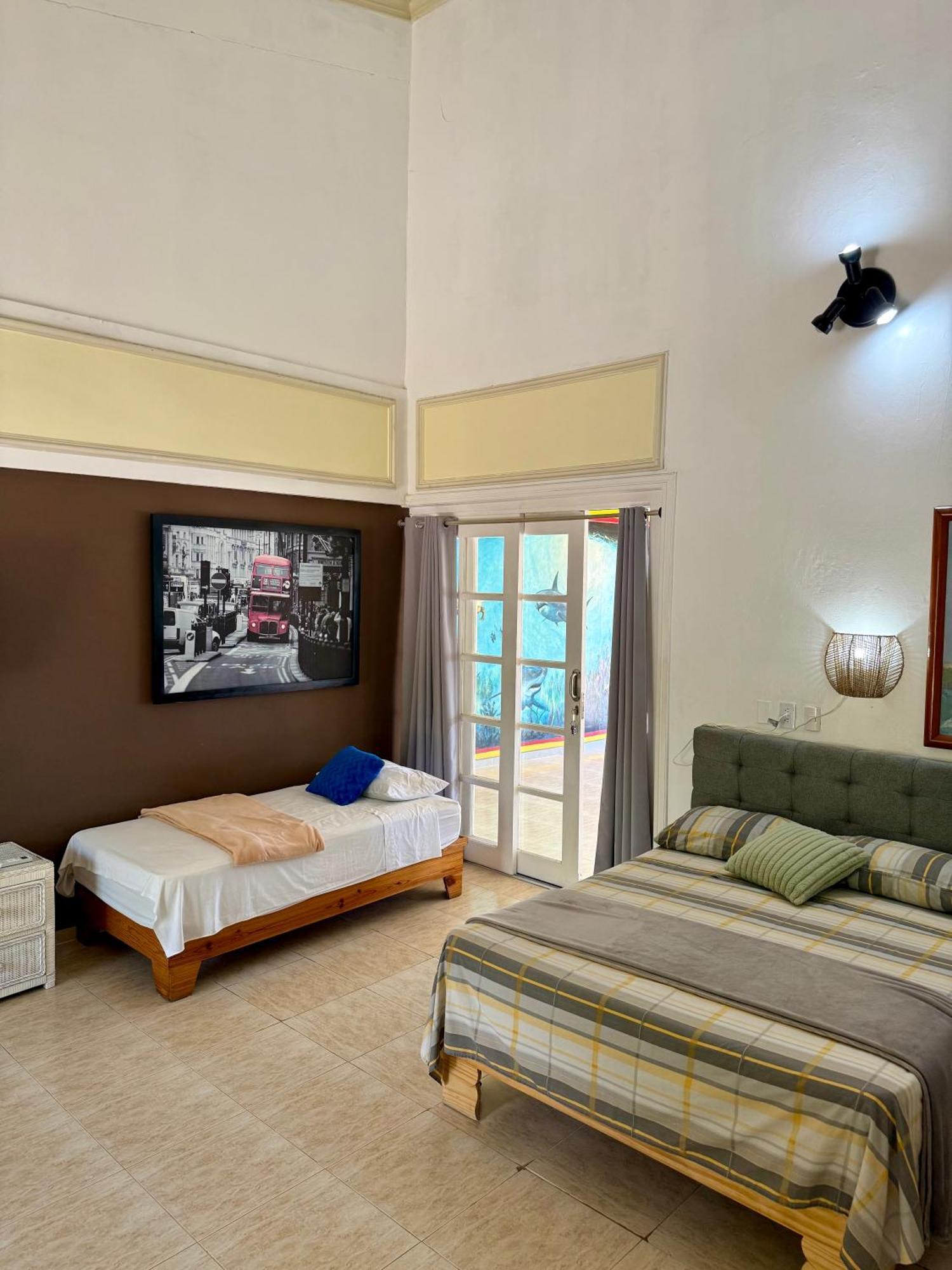 Hotel Al Mare Barahona Екстер'єр фото