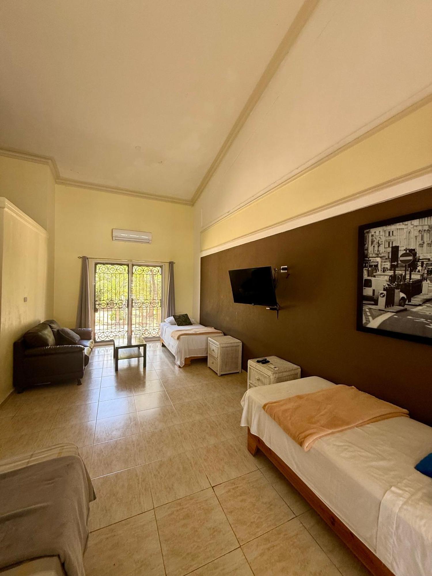 Hotel Al Mare Barahona Екстер'єр фото