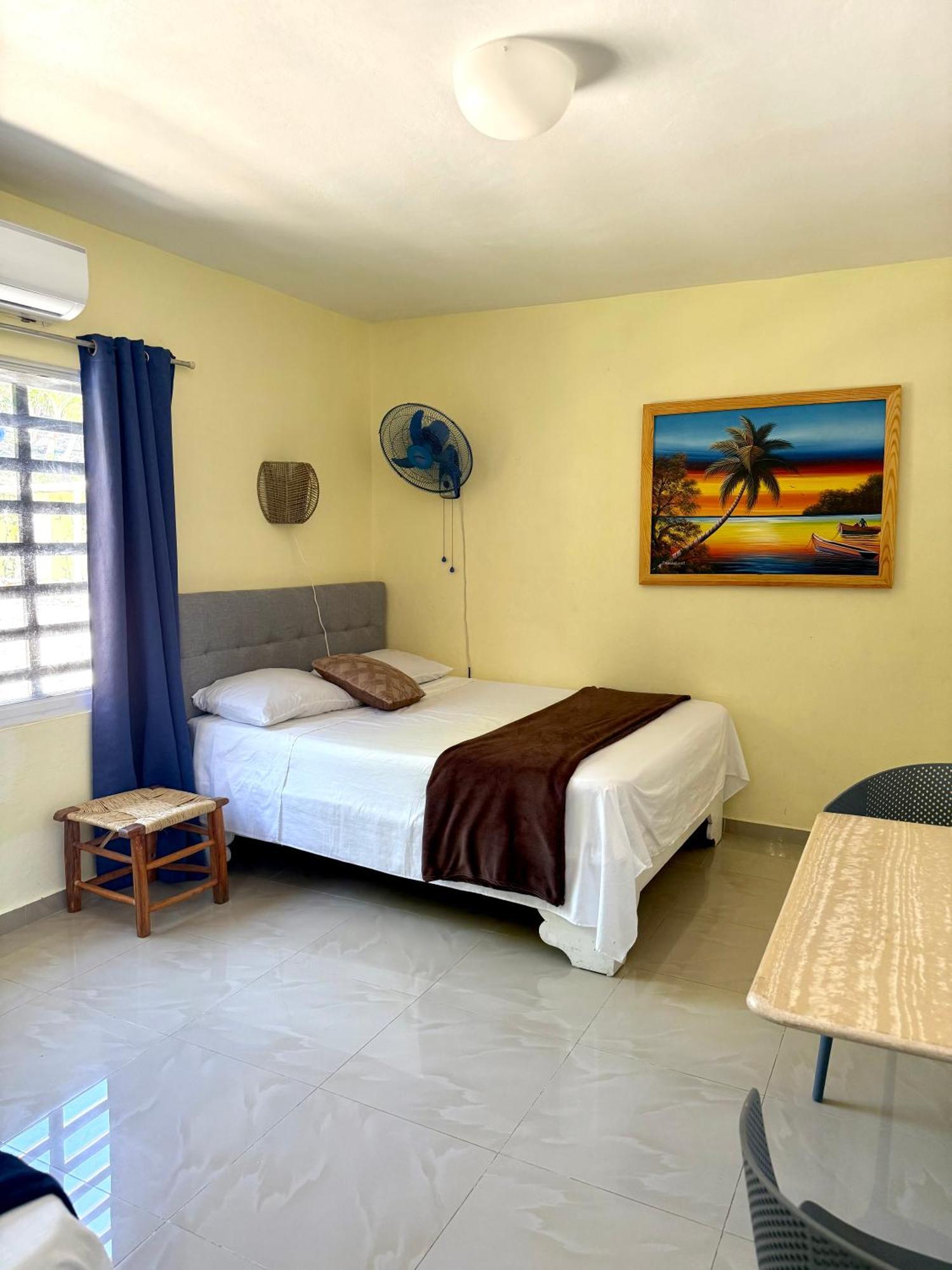 Hotel Al Mare Barahona Екстер'єр фото