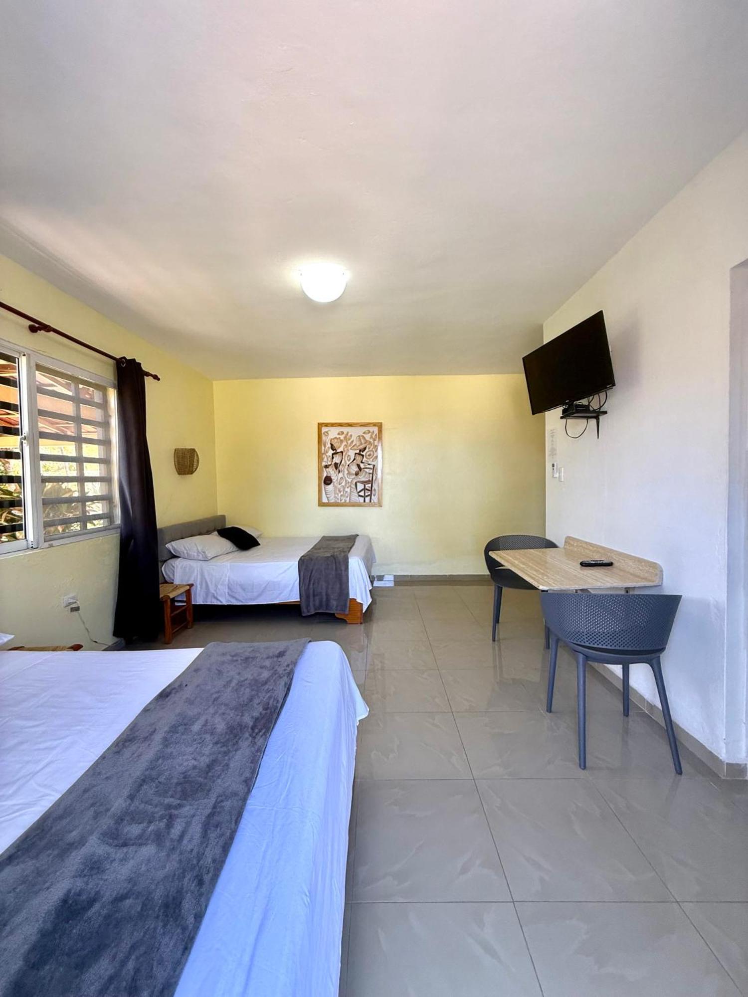 Hotel Al Mare Barahona Екстер'єр фото