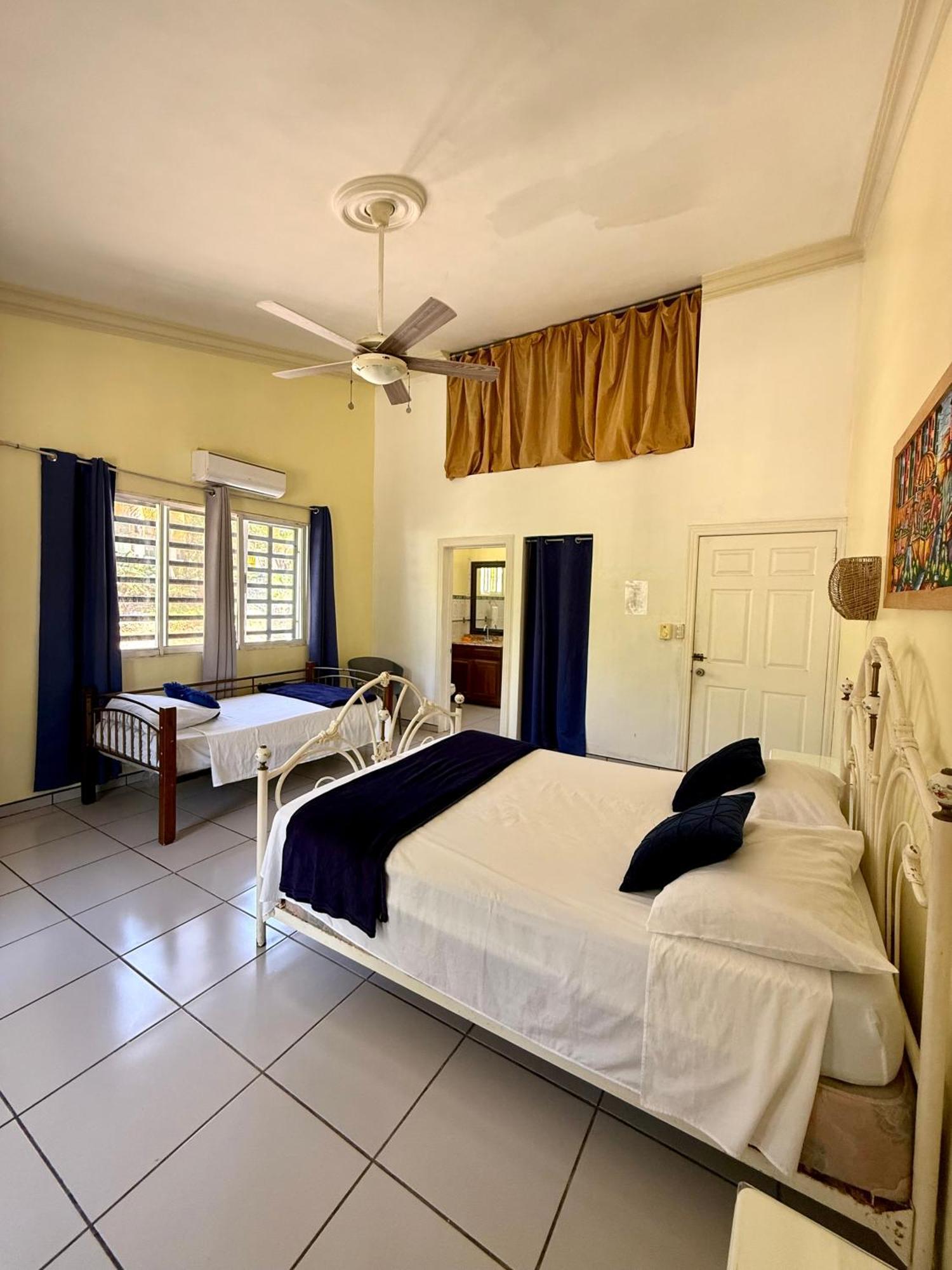 Hotel Al Mare Barahona Екстер'єр фото